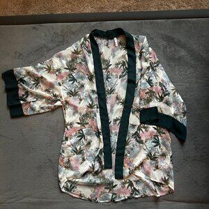 Xhilaration Women’s Floral Kimono M/L Tropical Cream Green Blue Pink RN 17730